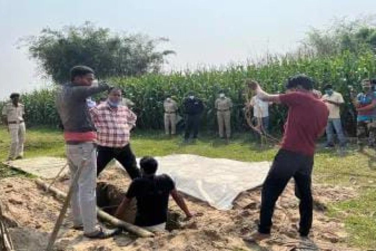 अब मुर्दा खोलेगा अपनी मौत का राज- कब्र खोदकर 26 दिन बाद निकाली गई लाश, जाने क्या है पूरा मामला।