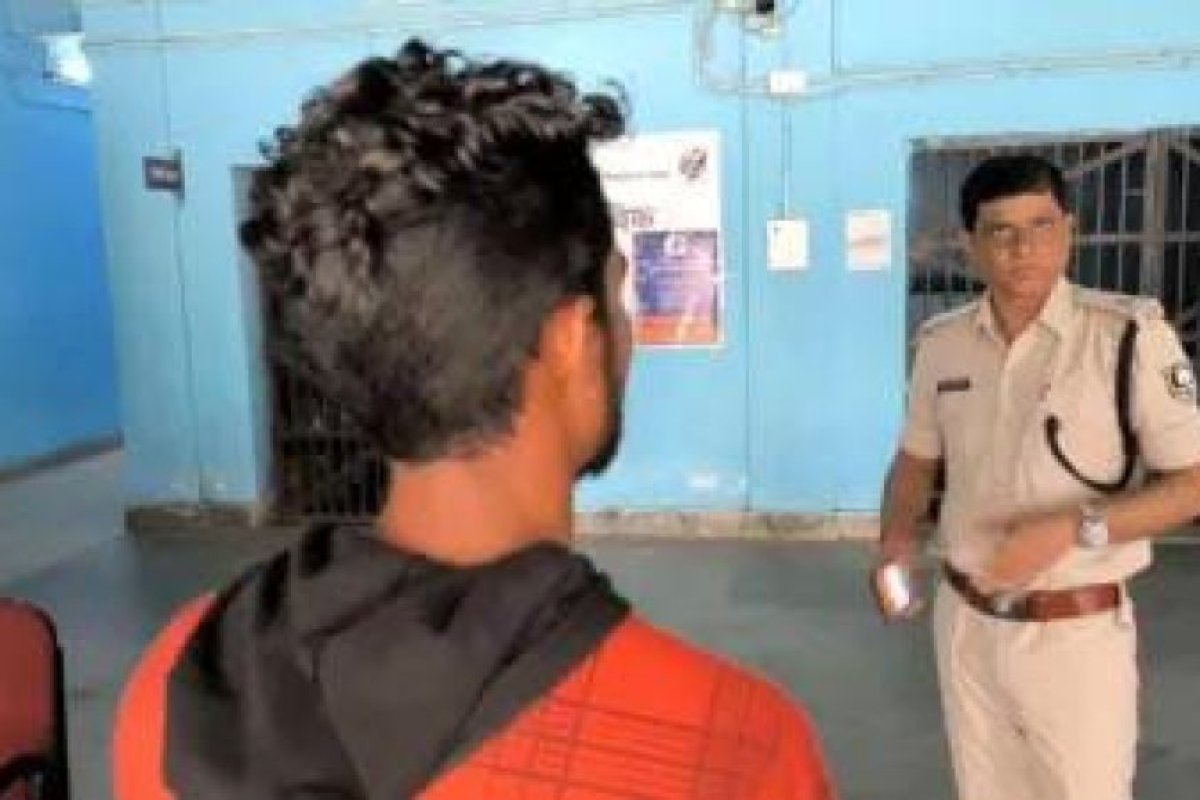 Crime News: प्रेमी पहुंचा थाने बोला- साहब मैंने की थी युवती की हत्या शव को खेत में भी मैंने ही गाड़ा था। 