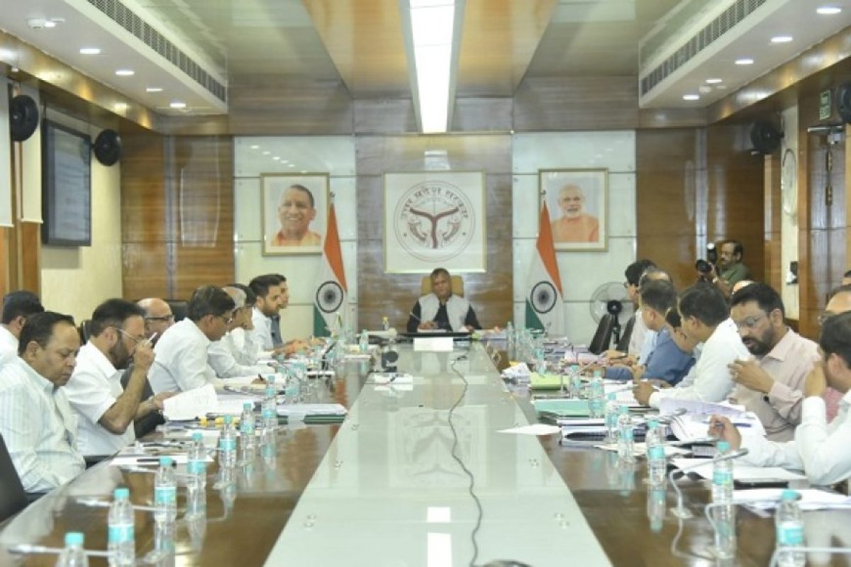 Lucknow News: 6190 करोड़ का बजट पारित- 6 कताई मिलों के पुनः उपयोग को मिली मंजूरी, आईएमसी प्रयागराज योजना को स्वीकृति।