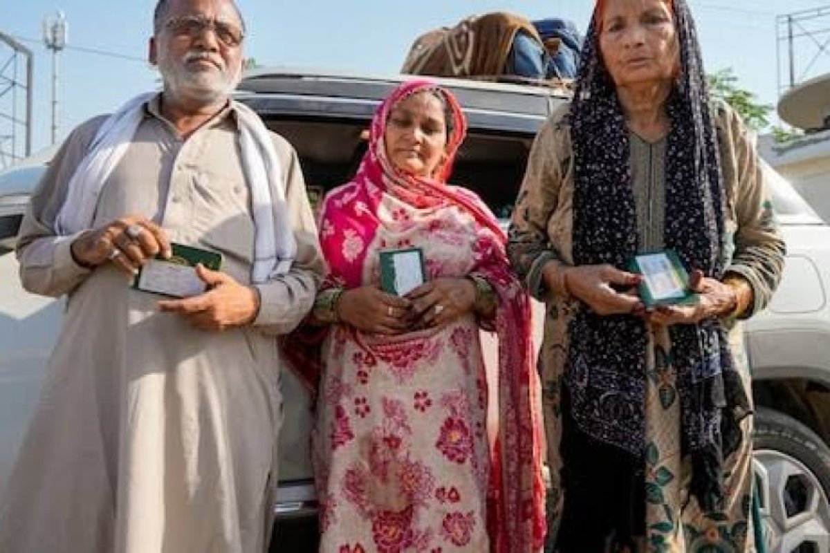 पाकिस्तानी नागरिकों की वापसी: पंजाब में 237 लोगों को अटारी सीमा से वापस भेजा गया।