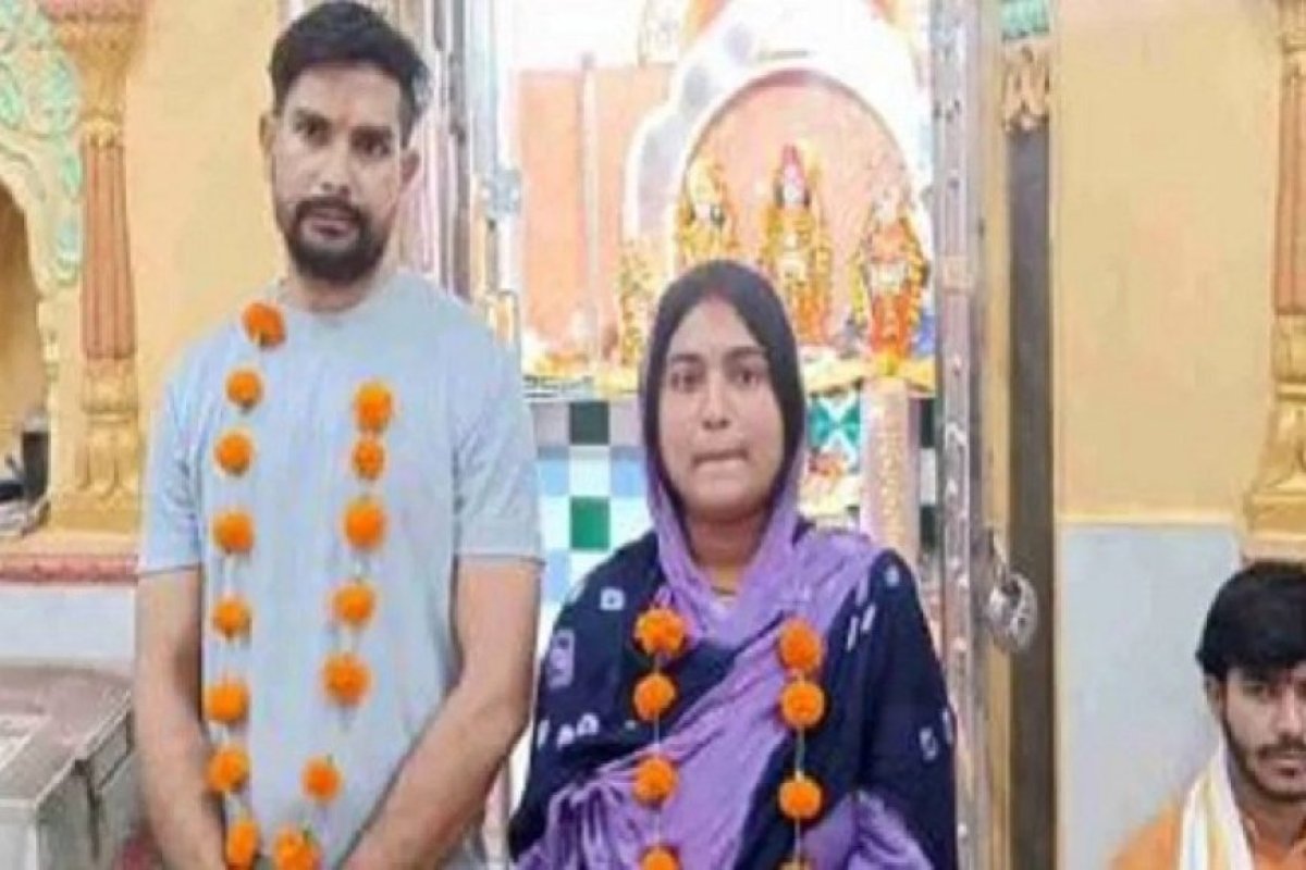 प्यार की जीत: जबलपुर में मुस्लिम युवक ने हिंदू प्रेमिका के लिए छोड़ा इस्लाम, सनातनी बनकर रचाई शादी।