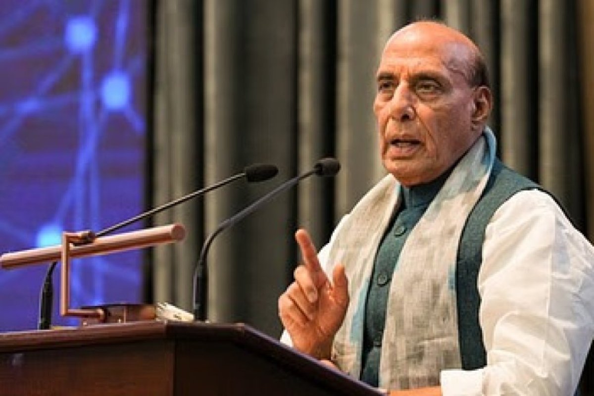 Politics: SCO समिट में राजनाथ सिंह का आतंकवाद के खिलाफ कड़ा रुख, भारत-चीन संबंधों में नई शुरुआत। 