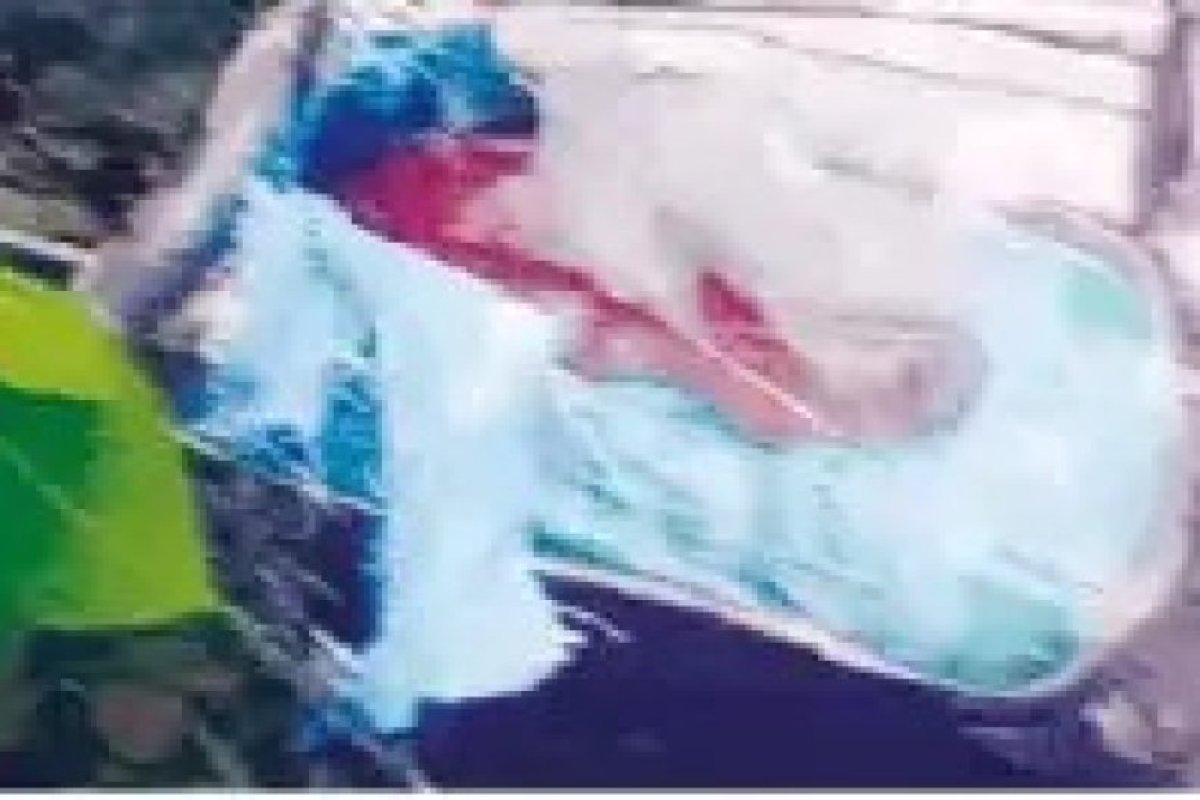 Trending: फिर नीले ड्रम में मिला अज्ञात शव- गला और पैर रस्सी से बंधे, हत्या की आशंका से सनसनी।