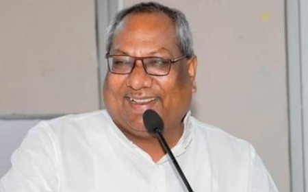 Politics: इटावा कथावाचक कांड पर संजय निषाद की दो टूक: 'यह संविधान के खिलाफ, दोषियों पर होगी सख्त कार्रवाई'। 