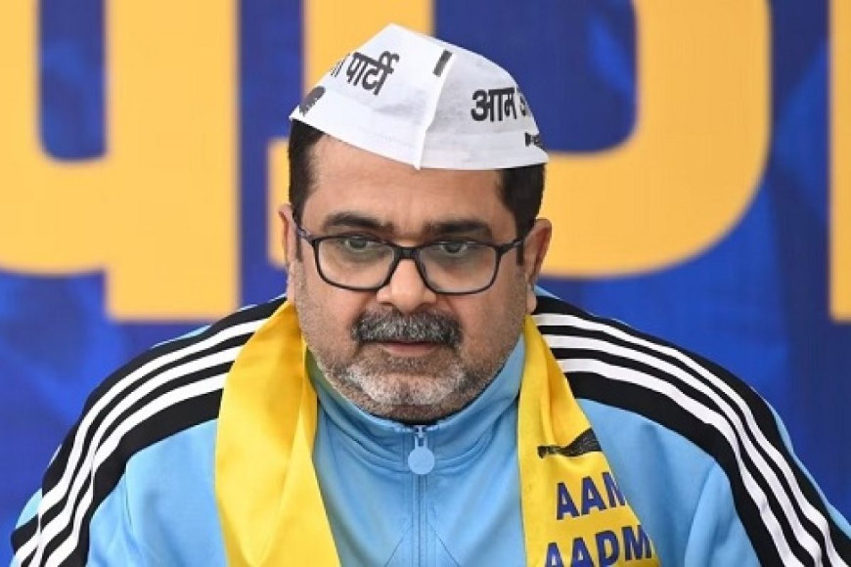 Politics: अवध ओझा का विवादास्पद बयान: 'मुझे हराने के लिए प्रधानमंत्री को पैर छूना पड़ा'- क्या है इस दावे का सच?