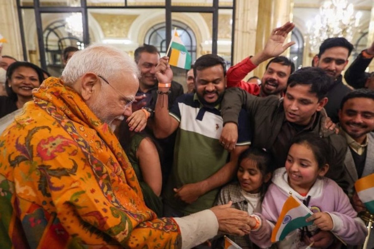 प्रधानमंत्री मोदी ने ब्यूनस आयर्स में जनरल जोस डे सैन मार्टिन को दी श्रद्धांजलि, भारत-अर्जेंटीना संबंधों को नई ऊँचाई देने की पहल
