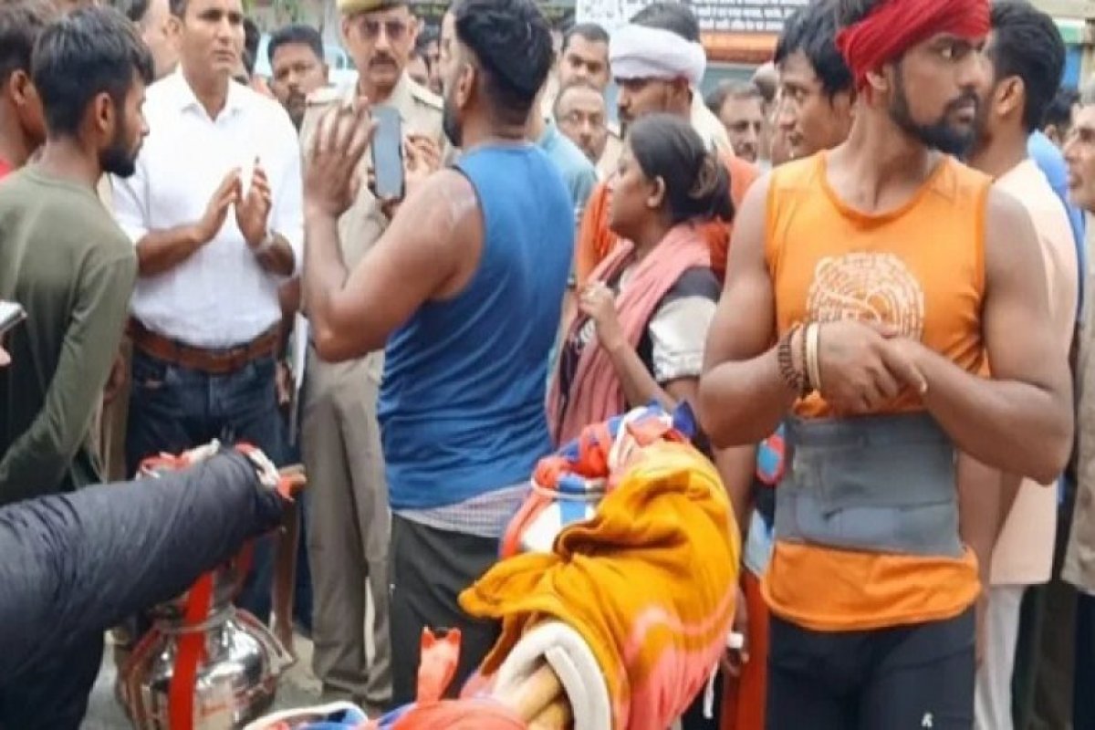 UP: मुज़फ्फरनगर में कांवड़ पर थूकने की घटना, उस्मान गिरफ्तार, पुलिस ने सांकेतिक भाषा विशेषज्ञ की मदद से की पूछताछ।