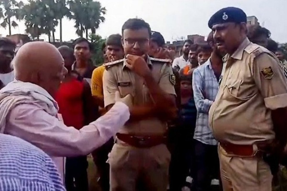 दो मासूम बच्चों के शव जली हालत में घर के कमरे में मिले, पुलिस ने शुरू की गहन जांच, जांच में कई महत्वपूर्ण सुराग मिले। 