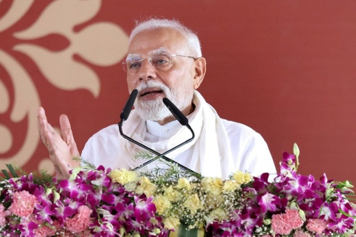 वाराणसी के सेवापुरी के बनौली गांव में प्रधानमंत्री ने की विशाल जनसभा, बोले प्रधानमंत्री- काशी से दिया गया धन 'प्रसाद स्वरूप।