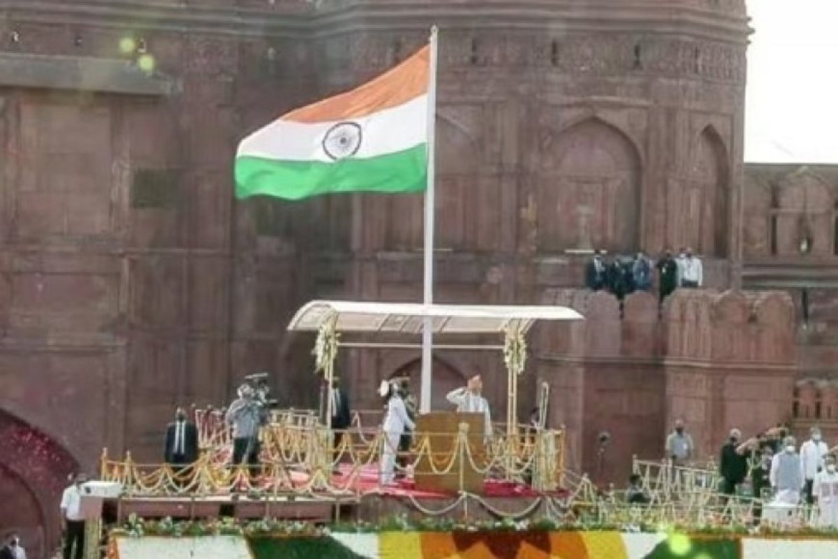 स्वतंत्रता दिवस 2025- लाल किले पर ध्वजारोहण समारोह में विपक्ष के माननीयों की अनुपस्थिति ने शुरू की नई बहस।