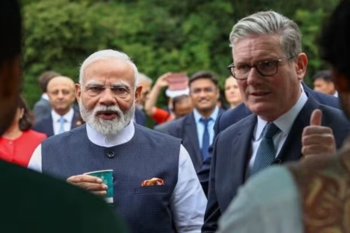 ब्रिटिश प्रधानमंत्री कीर स्टार्मर का भारत दौरा: 8-9 अक्टूबर को पहली आधिकारिक यात्रा, मोदी से मुलाकात और विजन 2035 पर चर्चा होगी।