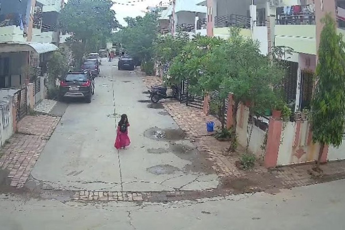 अहमदाबाद के नोबलनगर में नाबालिग चालक ने 3 साल की बच्ची को कुचला, सीसीटीवी में कैद घटना से सिहरन।