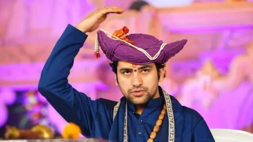 Bageshwar Dham: धीरेंद्र शास्त्री का पटाखों पर तीखा प्रहार, 'दूसरे धर्म वाले ज्ञान न दें, हम दिवाली पर पटाखे फोड़ेंगे'।