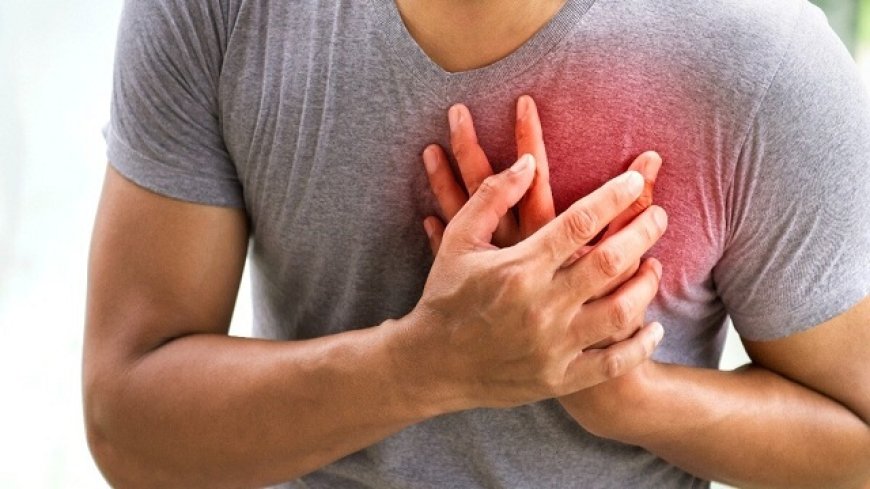 सीने में दर्द गैस है या हार्ट अटैक: तीन सरल तरीकों से पहचानें अंतर और जान बचाएं।