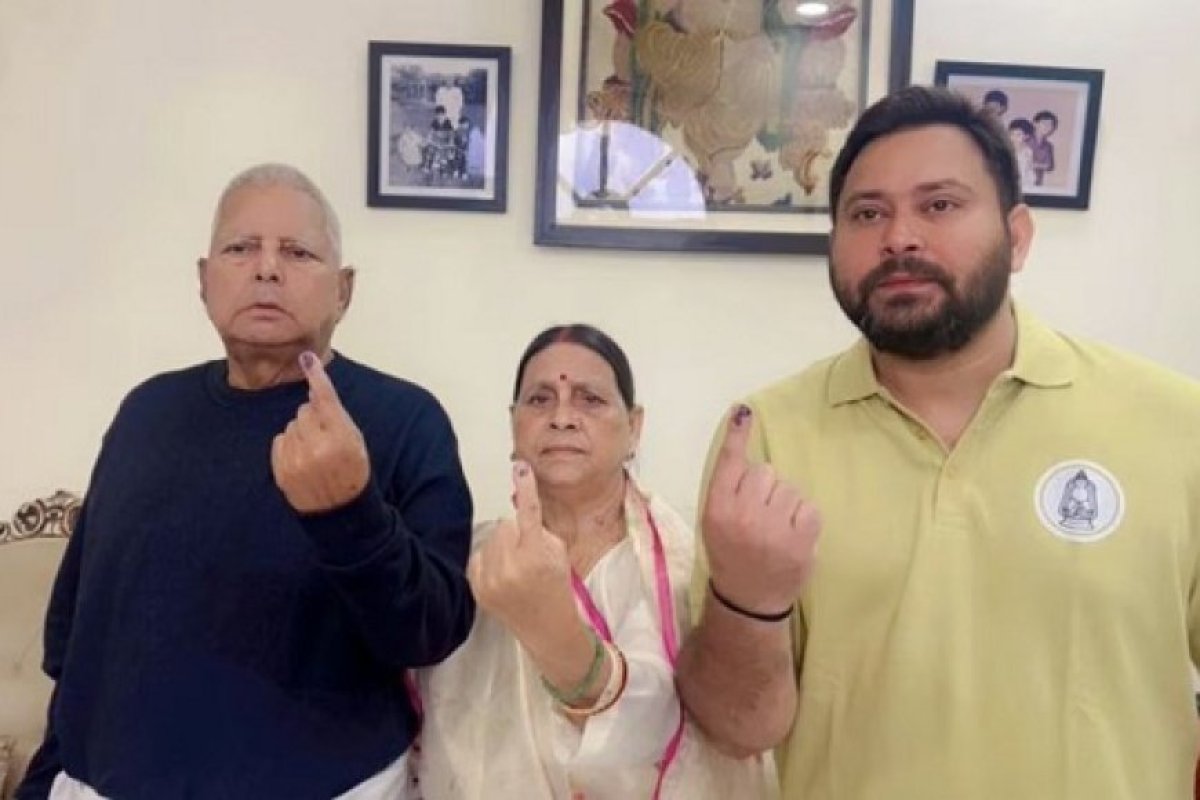 लालू प्रसाद यादव ने वोट डालकर कहा तवा से रोटी पलटती रहनी चाहिए नहीं तो जल जाएगी, 20 साल बहुत हुआ अब तेजस्वी सरकार जरूरी।
