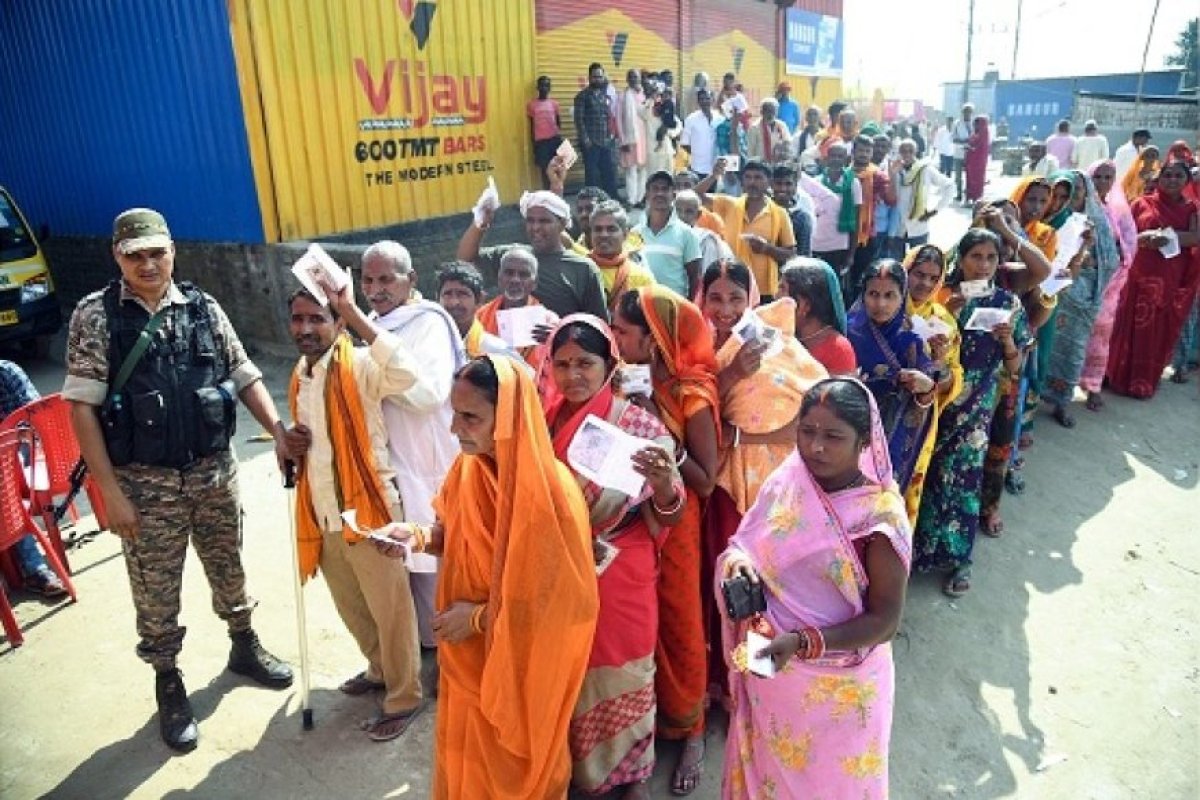बिहार विधानसभा चुनाव 2025: दूसरे चरण में 31.38% मतदान, 3.70 करोड़ मतदाताओं की भागीदारी से तय होगा राज्य का भविष्य।