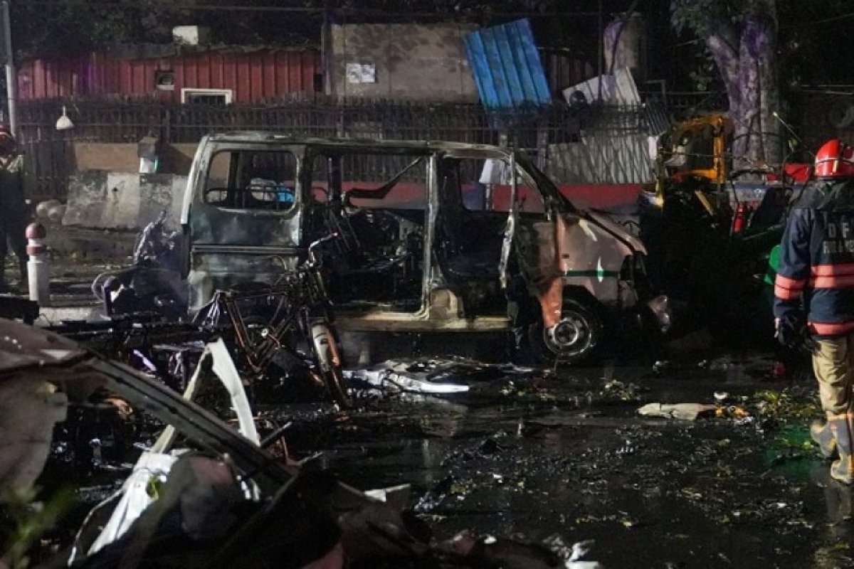 दिल्ली लाल किला मेट्रो ब्लास्ट: 13 मौतें और 25 घायल, 8 के शव सौंपे, एनआईए ने संभाला केस, फरीदाबाद मॉड्यूल से जुड़ी साजिश का खुलासा।