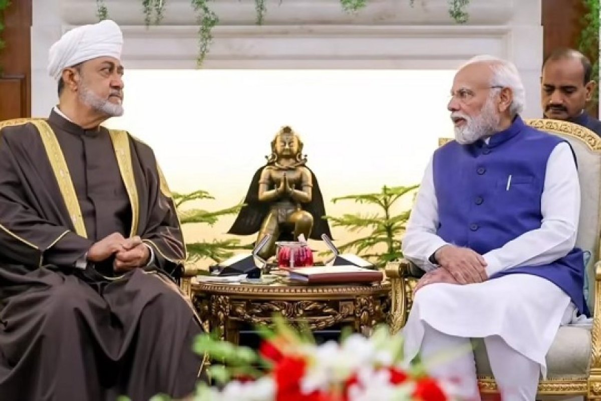 भारत-ओमान के बीच ऐतिहासिक फ्री ट्रेड एग्रीमेंट पर हस्ताक्षर: 10 अरब डॉलर से अधिक के व्यापार को मिलेगी नई गति, खाड़ी क्षेत्र और अफ्रीका तक पहुंच बढ़ेगी। 
