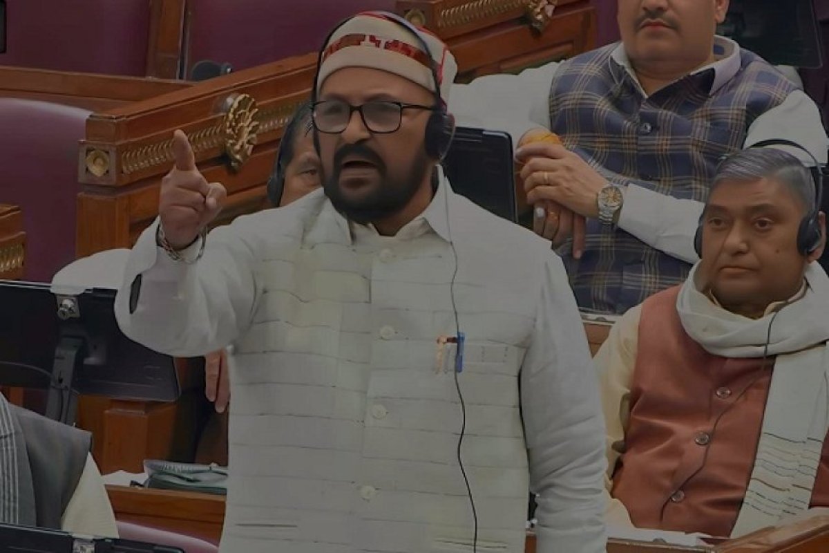 Lucknow: वंदे मातरम् उन बलिदानियों को तर्पण है जिन्होंने हँसते-हँसते फाँसी को चूमा- मंत्री योगेंद्र उपाध्याय