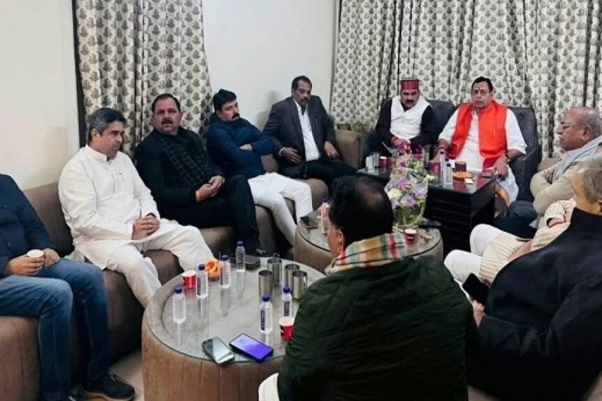 यूपी भाजपा में ब्राह्मण विधायकों की अलग बैठक पर प्रदेश अध्यक्ष की सख्त फटकार: दोबारा ऐसा हुआ तो अनुशासनहीनता मानी जाएगी, कड़ी कार्रवाई तय।