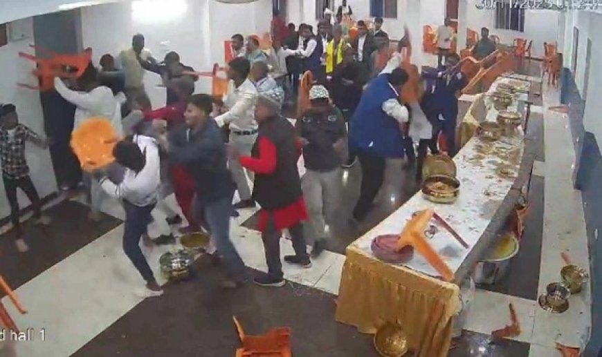 रसगुल्ला न मिलने पर बोधगया की शादी में हुआ जमकर हंगामा, दूल्हा-दुल्हन पक्षों के बीच हुयी मारपीट, मामला पुलिस तक पहुंचा। 