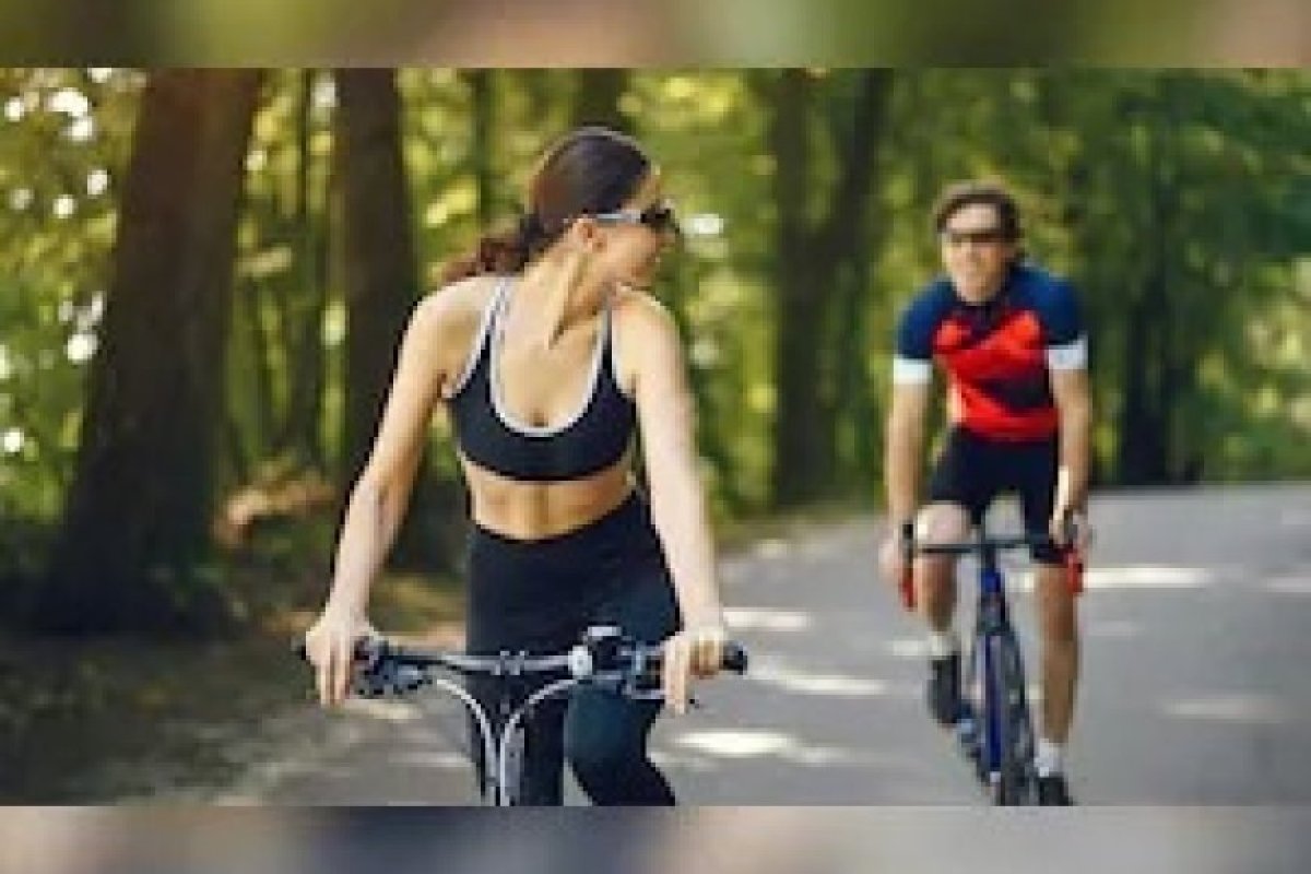 चीन के मास्टर डिग्री छात्र ने साइकिल सिखाकर दो साल में कमाए 35 लाख रुपये से अधिक, शहरी लोगों की बाइक चलाने की कमी को बनाया कमाई का जरिया।