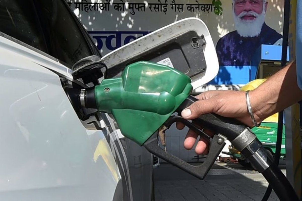 01 मार्च 2026 को भारत में पेट्रोल और डीजल के भाव: स्थिरता बनी हुई है, कोई बड़ा बदलाव नहीं