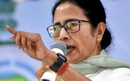 पश्चिम बंगाल में SIR विवाद पर तनाव चरम, TMC विधायक मोनिरुल इस्लाम ने चुनाव आयोग को पाताल से खोज निकालकर डंडे से इलाज करने की खुली धमकी दी। 