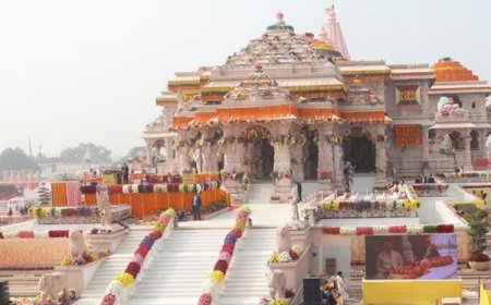 अयोध्या में रामलला के दर्शन का रिकॉर्ड, लगभग 50 करोड़ भक्तों ने दो वर्षों में किए दर्शन।