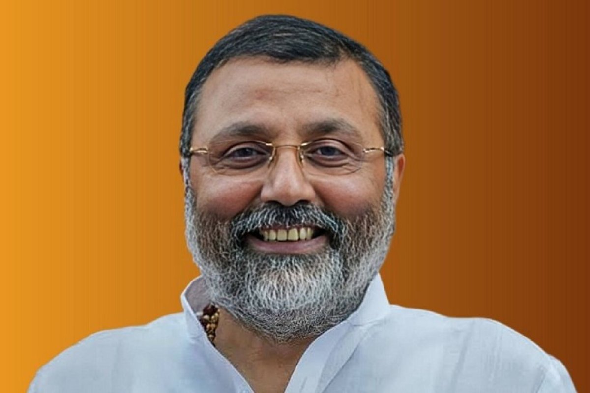 लोकसभा में निशिकांत दुबे का राहुल गांधी पर तीखा हमला: अर्बन नक्सल जैसा व्यवहार, विदेशी फंडिंग और देशद्रोहियों से मुलाकात का आरोप।