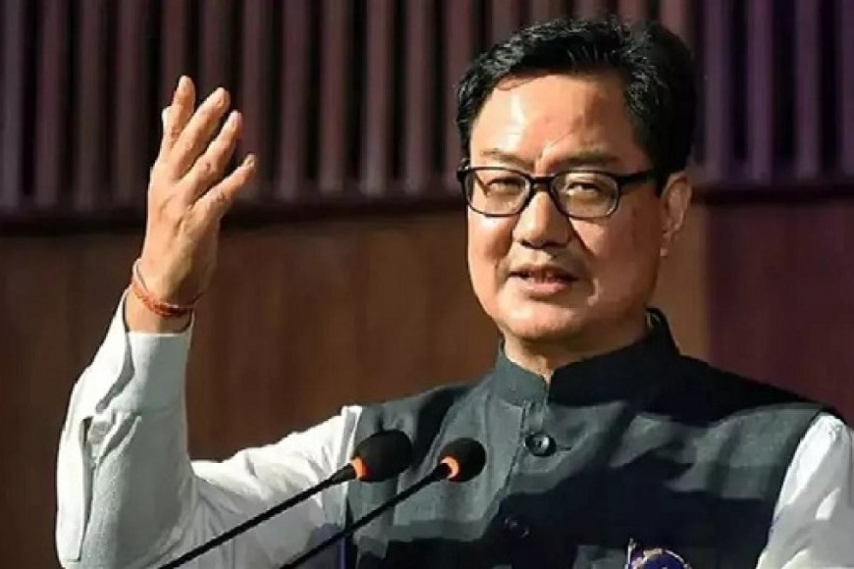 किरेन रिजिजू का राहुल गांधी पर हमला: लोकसभा में बेसलेस स्टेटमेंट्स पर प्रिविलेज नोटिस की चेतावनी, कांग्रेस सांसदों से कहा- राहुल को समझाएं।
