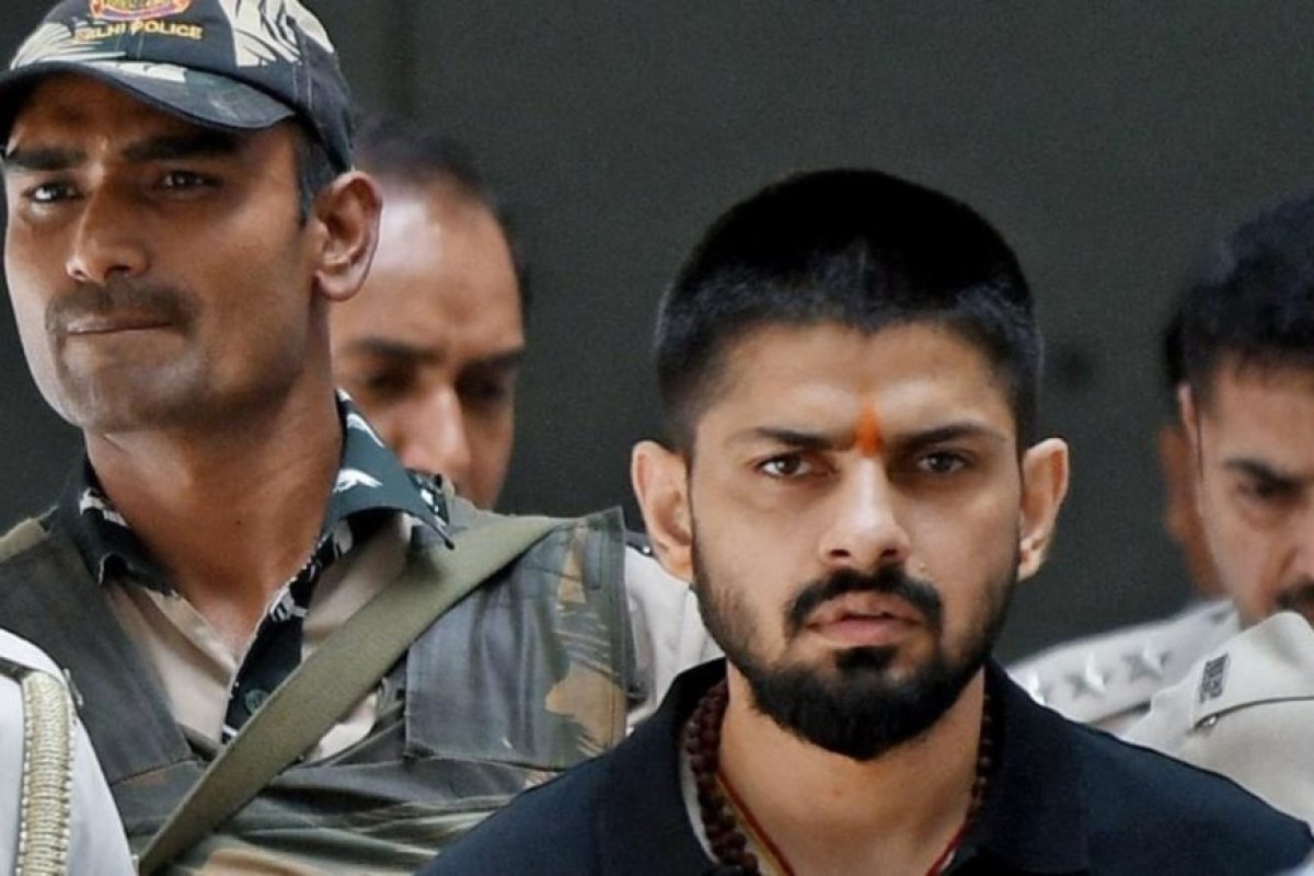 बवाना मुठभेड़- लॉरेंस बिश्नोई गैंग के तीन शूटर गिरफ्तार, एक घायल, कारोबारी हत्या से जुड़े