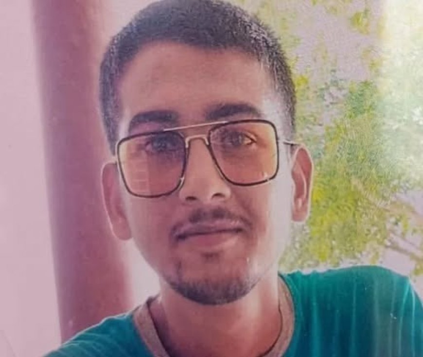 प्रतियोगी परीक्षाओं की तैयारी कर रहे पच्चीस वर्षीय युवक ने मां के नाम लिखकर जान दी।