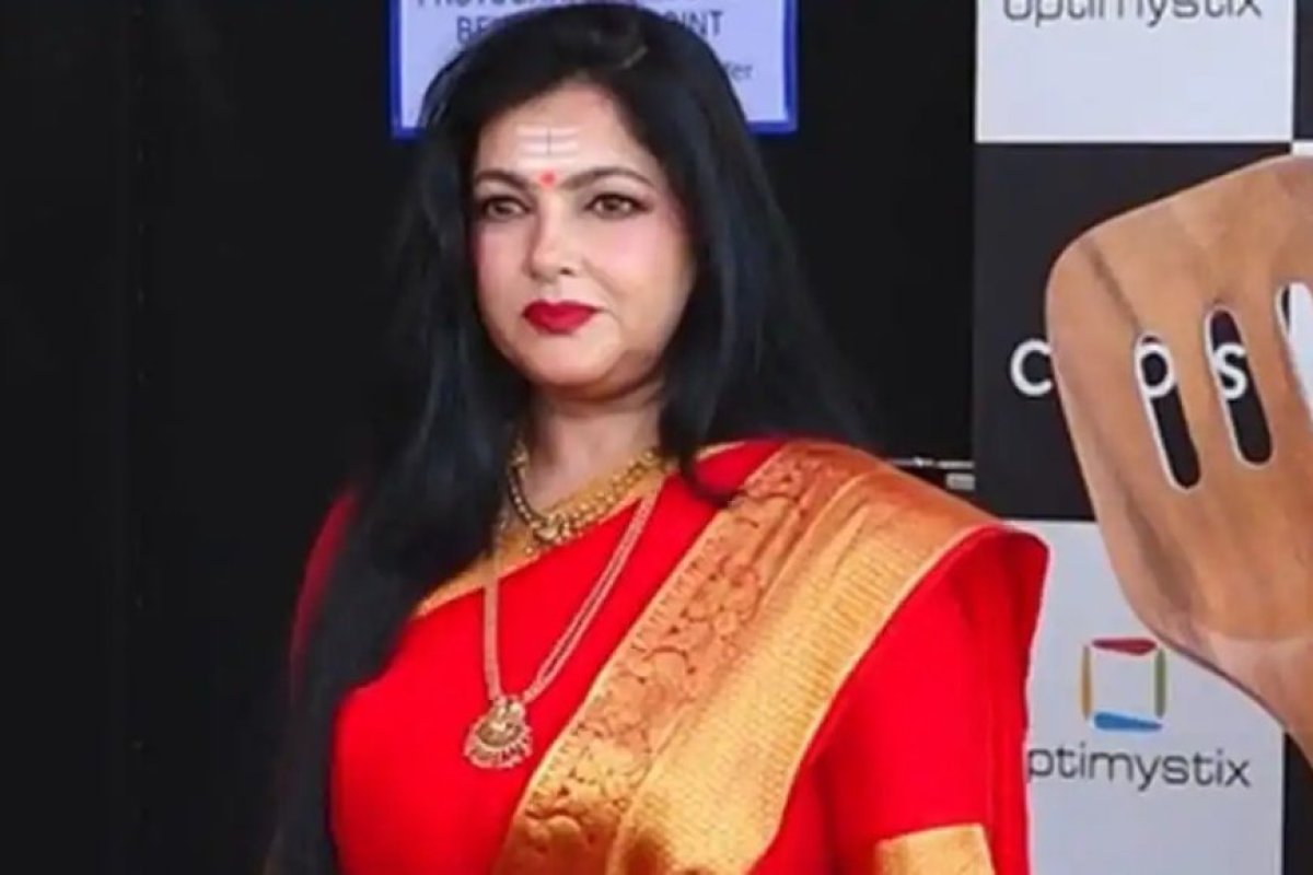 संन्यासी माई ममता नंद गिरी ने शो में की स्पेशल एंट्री, लाफ्टर शेफ्स सीजन 3 में 25 साल बाद टीवी पर लौटीं ममता कुलकर्णी