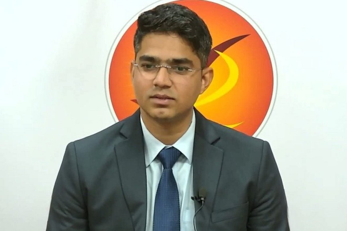 Jaunpur: जौनपुर के लाल ने बढ़ाया जिले का मान, UPSC में 378वीं रैंक पाकर बने IAS