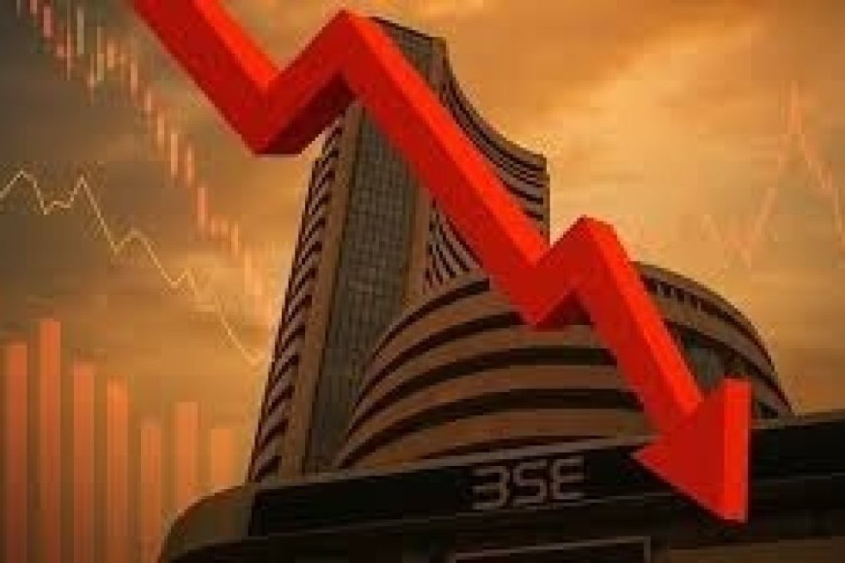 शेयर बाजार में ब्लैक मंडे: सेंसेक्स 1317 अंक टूटकर 73,000 के नीचे फिसला, निफ्टी में भी बड़ी गिरावट