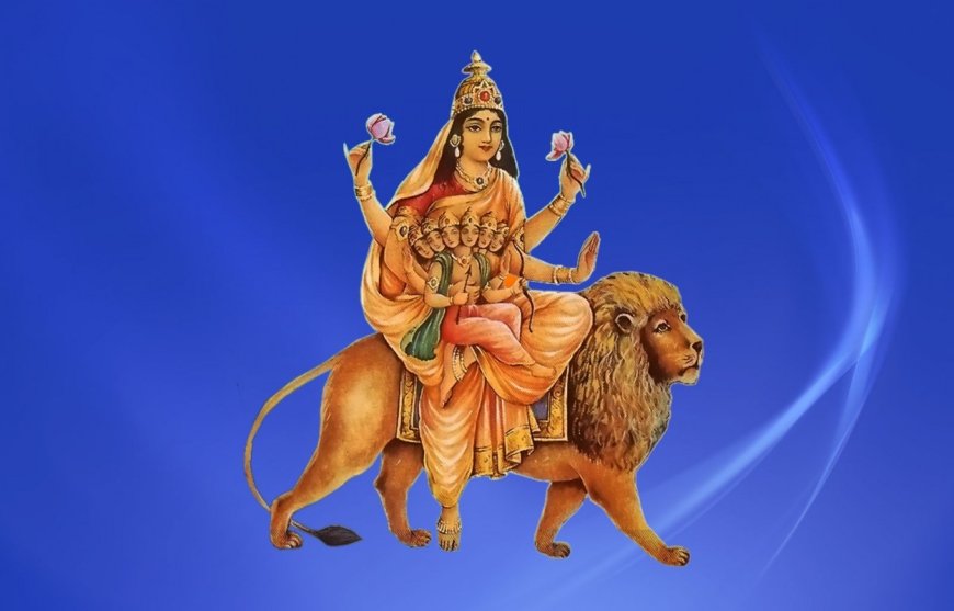 स्कंदमाता की पूजा से संवरता है संतान का भविष्य: पंचमी तिथि पर मंदिरों में उमड़ा जनसैलाब