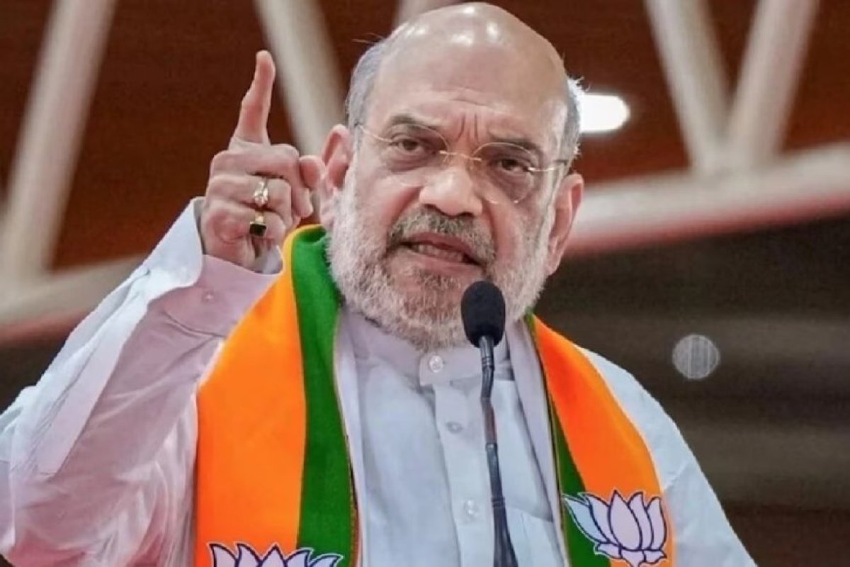 अमित शाह का कांग्रेस पर तीखा हमला- 10 साल के शासन में हुए बम धमाके और आतंकवादियों को खिलाई गई बिरयानी।