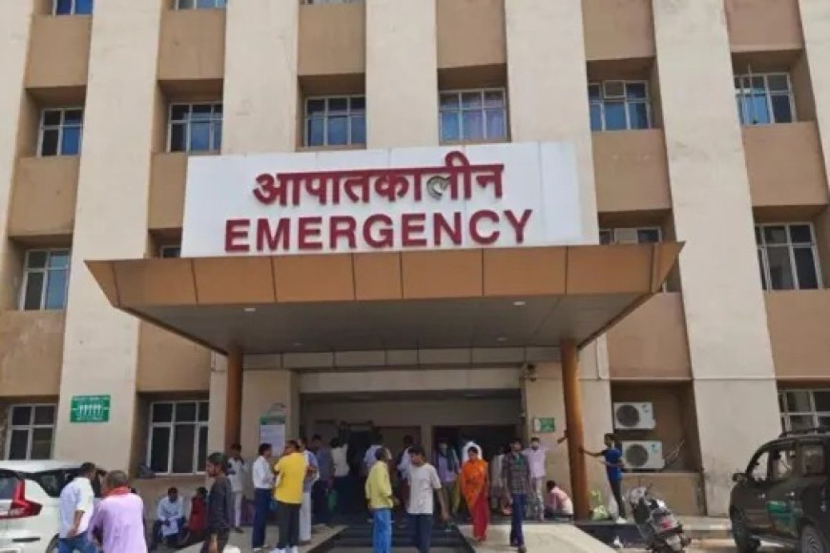 रायचूर में सांस्कृतिक उत्सव बना काल: नाटक के दौरान मेहराब गिरने से दो मासूमों की मौत, कई लोग गंभीर रूप से घायल