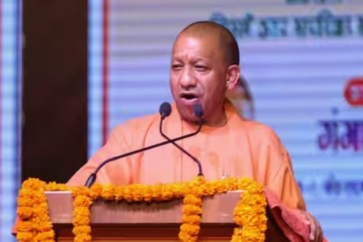 उत्तर प्रदेश के मुख्यमंत्री योगी आदित्यनाथ का बंगाल में चुनावी शंखनाद; बोले- '2017 से पहले यूपी का भी यही हाल था।
