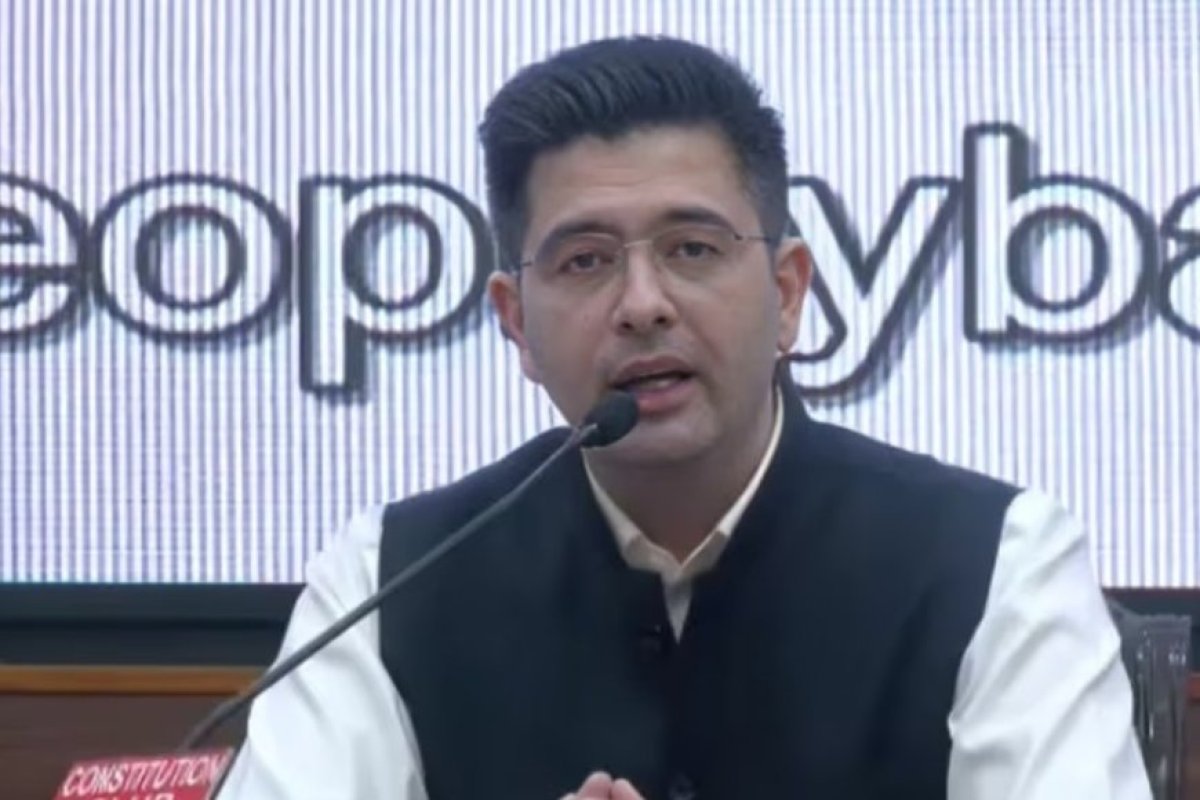'पीएम मोदी ने लिए वो फैसले जिनसे पहले के नेता कतराते थे', राघव चड्ढा ने प्रधानमंत्री मोदी के नेतृत्व को बताया 'साहसिक और निर्णायक'।