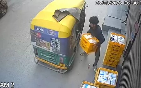 दिल्ली में 'दूध चोर' गिरोह का भंडाफोड़: दुकानों के बाहर से क्रेट उड़ाने वाले पाठा और पंडित गिरफ्तार।