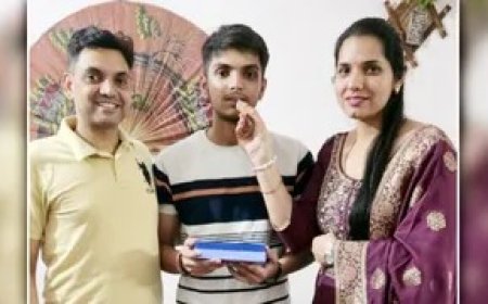 यूट्यूब के मुफ्त क्रैश कोर्स से तैयार की जीत की राह, बरेली के कनिष्क सूर्यवंशी ने 98.8% अंकों के साथ पाया दूसरा स्थान।