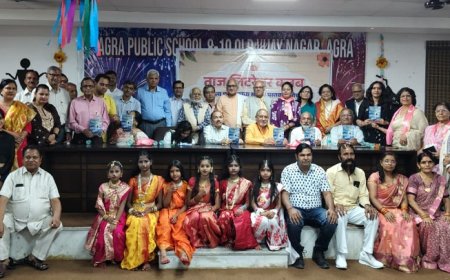 Agra: विश्व पुस्तक दिवस पर ताज लिटरेचर क्लब का भव्य साहित्य महोत्सव आयोजित। 