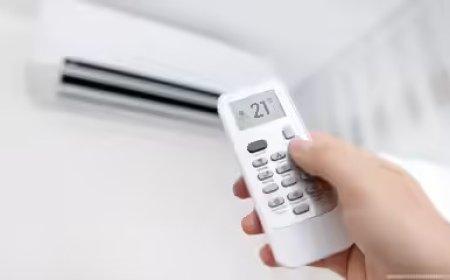 AC को 20 की बजाय 25 डिग्री पर चलाने से कम हो सकता है बिजली बिल, जानें तापमान और बचत का गणित।