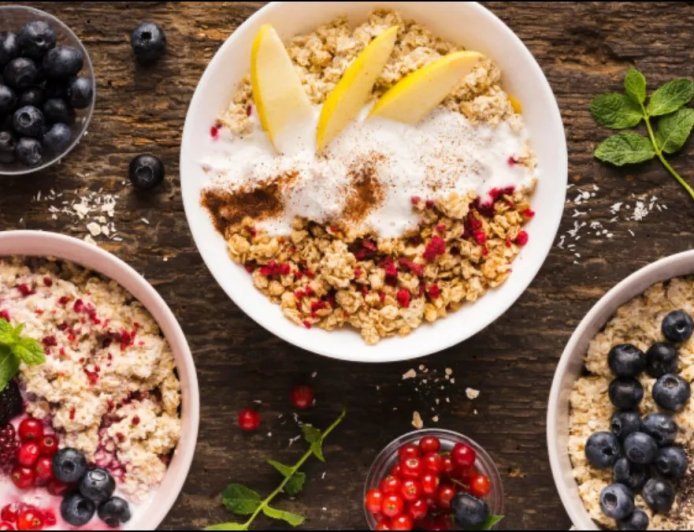 वजन घटाने का जादुई फॉर्मूला: बिना चीनी और बिना आंच के तैयार करें ओवरनाइट ओट्स, हफ्ते भर में दिखेगा असर।