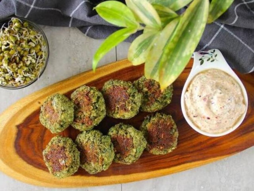 सुबह के नाश्ते के लिए प्रोटीन का पावरहाउस: घर पर आसानी से बनाएं अंकुरित मूंग और हरे प्याज की लाजवाब टिक्की।