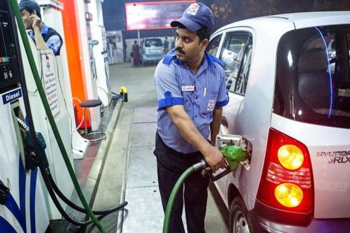 Petrol Diesel Prices Today: 17 जुलाई को जारी हुए पेट्रोल-डीजल के नए दाम, जानें दिल्ली-यूपी से लेकर मुंबई तक के ताजा आंकड़े