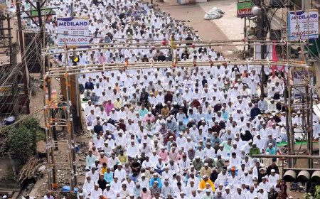 कोलकाता में ऐतिहासिक बदलाव- 107 वर्षों बाद रेड रोड पर नहीं हुई बकरीद की नमाज, ब्रिगेड परेड ग्राउंड बने नए गवाह