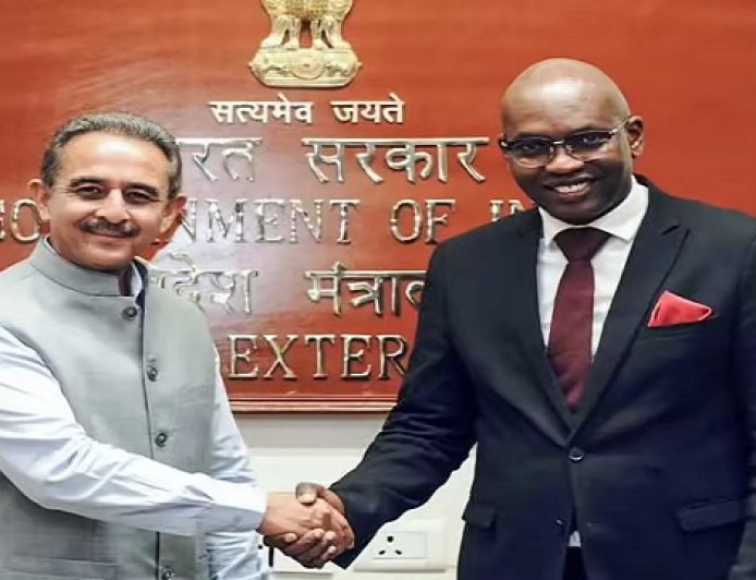 भारत-अफ्रीका शिखर सम्मेलन 2026: एक दशक बाद नई दिल्ली में जुटेगा अफ्रीकी नेतृत्व, नई रणनीतिक साझेदारी पर जोर।